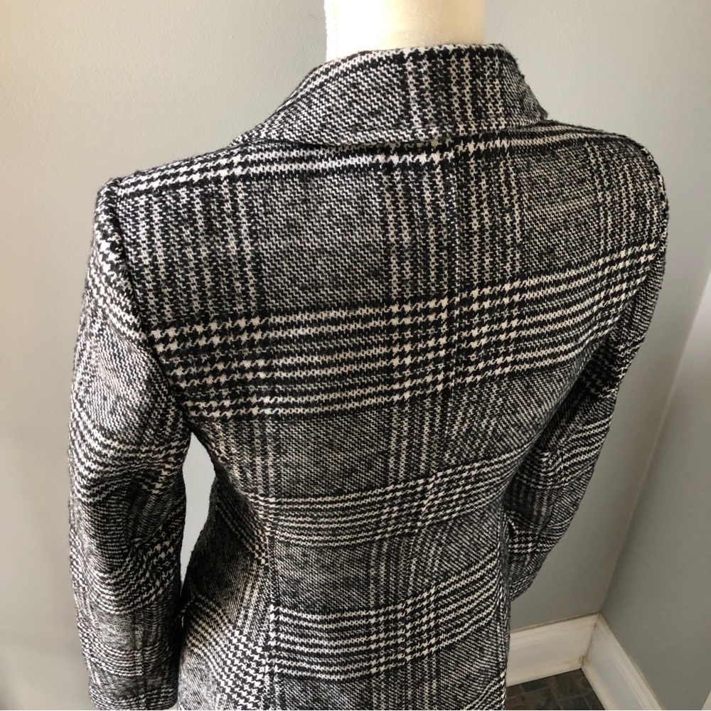 Express Long Plaid Car Coat Black & White NWOT - Picture 6 of 7